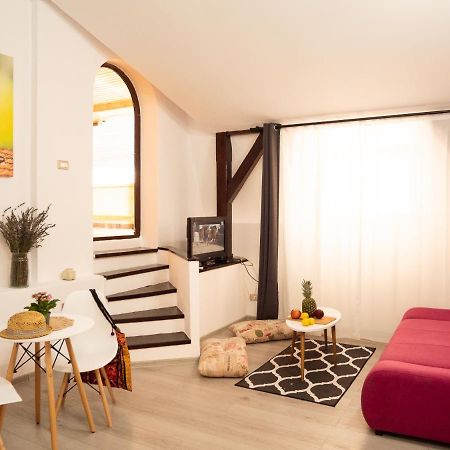One Love Terrace Apartment Bukarest Exterior foto